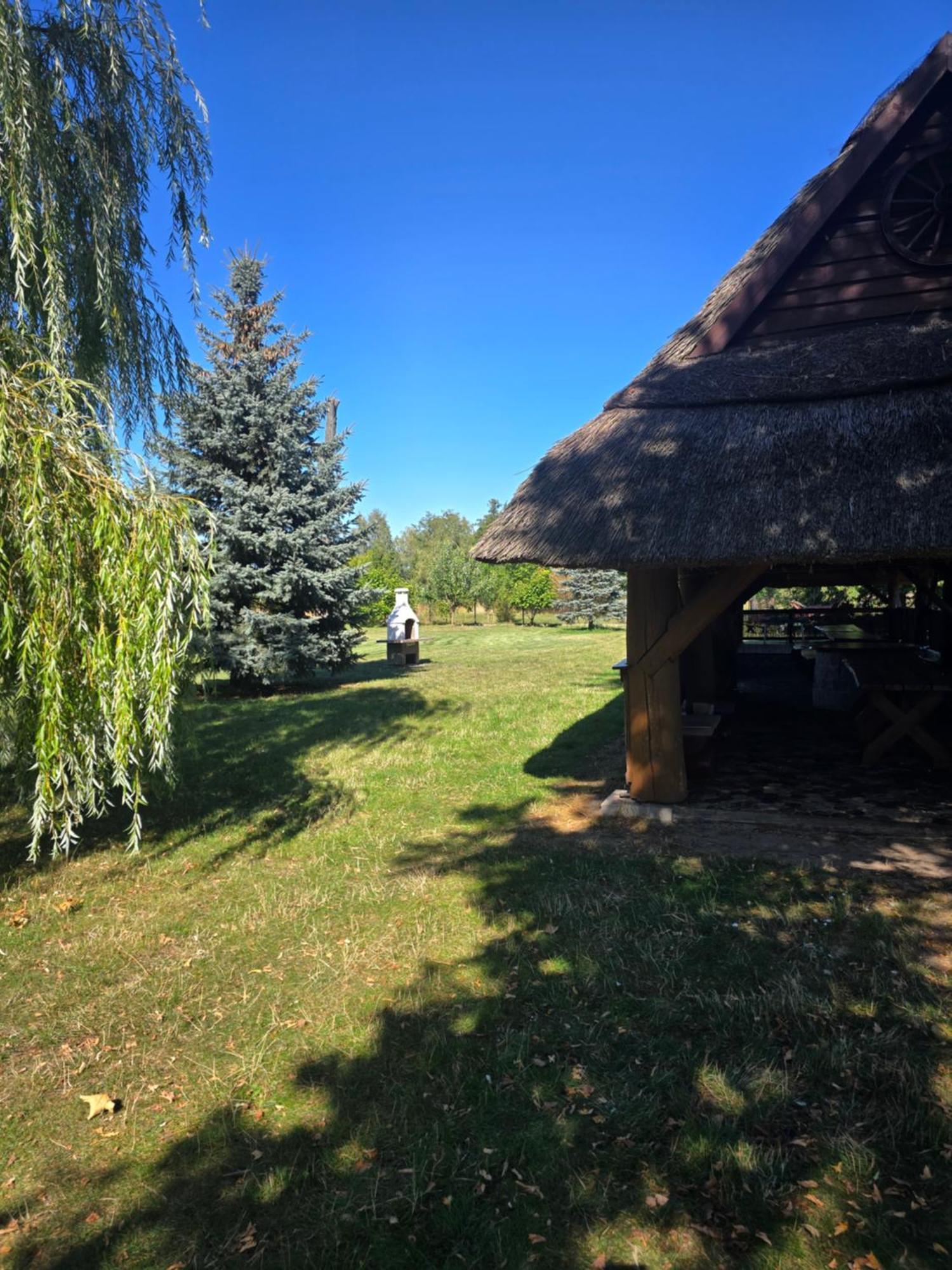 Pensjonat Feliksow Wiskitki Exteriér fotografie